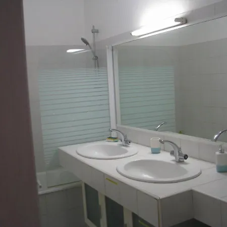 Maison La Soleiade قرقشونه